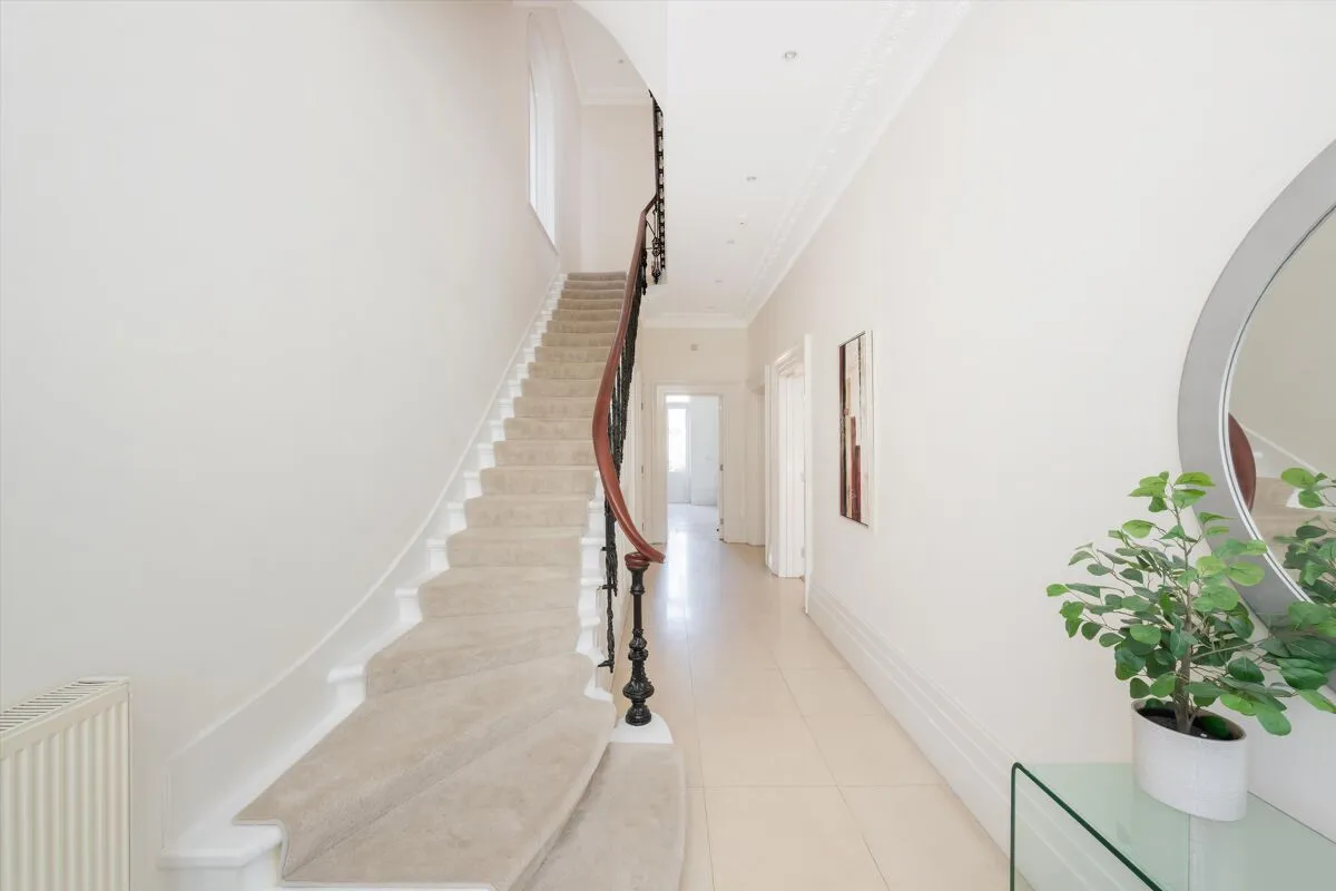 Belsize Avenue, London, NW3, photo 5