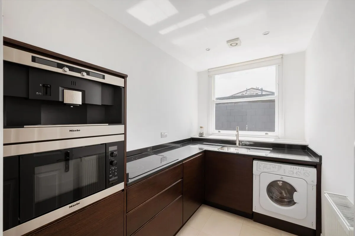Belsize Avenue, London, NW3, photo 25