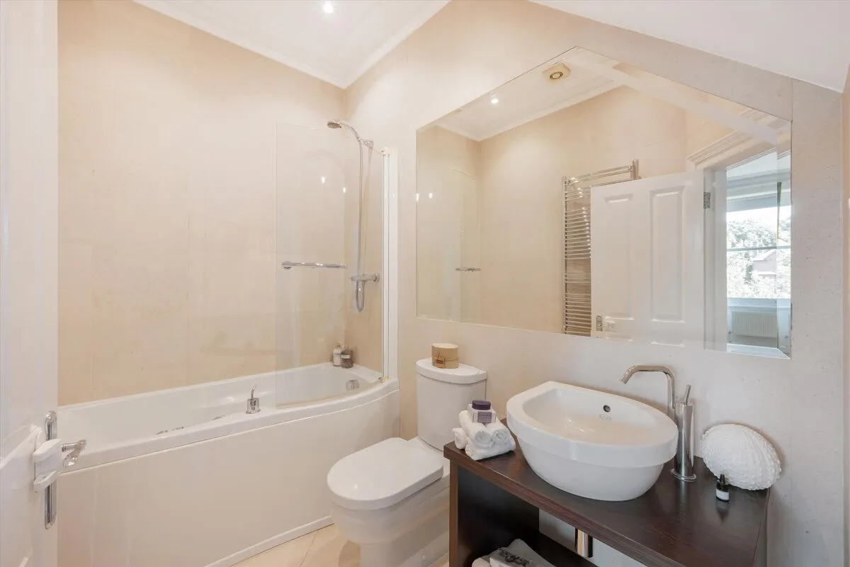 Belsize Avenue, London, NW3, photo 32