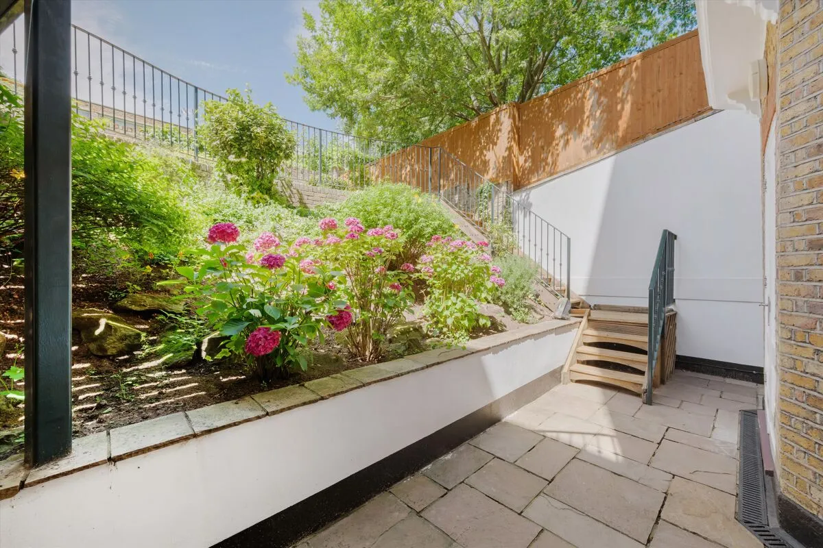 Belsize Avenue, London, NW3, photo 12