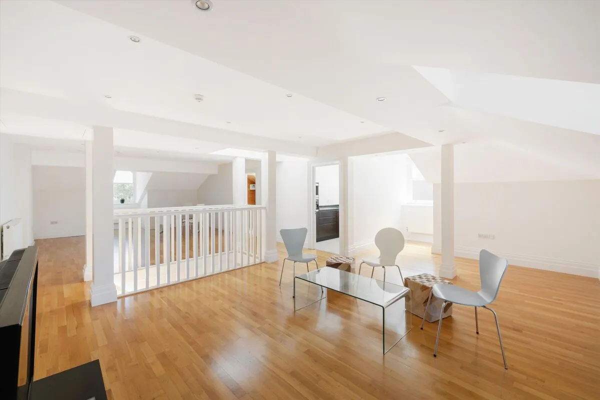 Belsize Avenue, London, NW3, photo 22