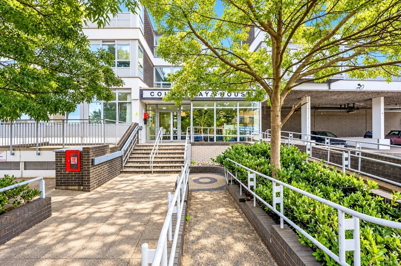 New Park Road, London, SW2, photo 4