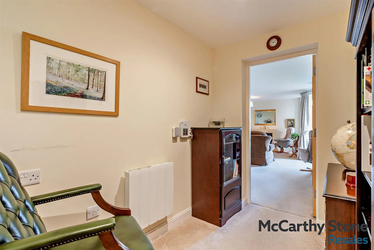 Railway Road, Ilkley, LS29, photo 7