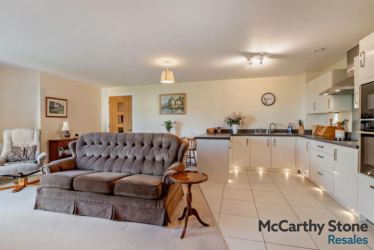 Railway Road, Ilkley, LS29, photo 11