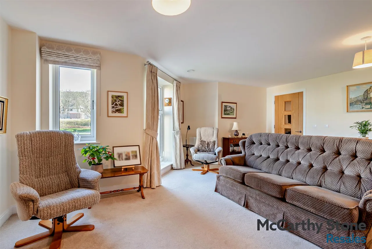 Railway Road, Ilkley, LS29, photo 6