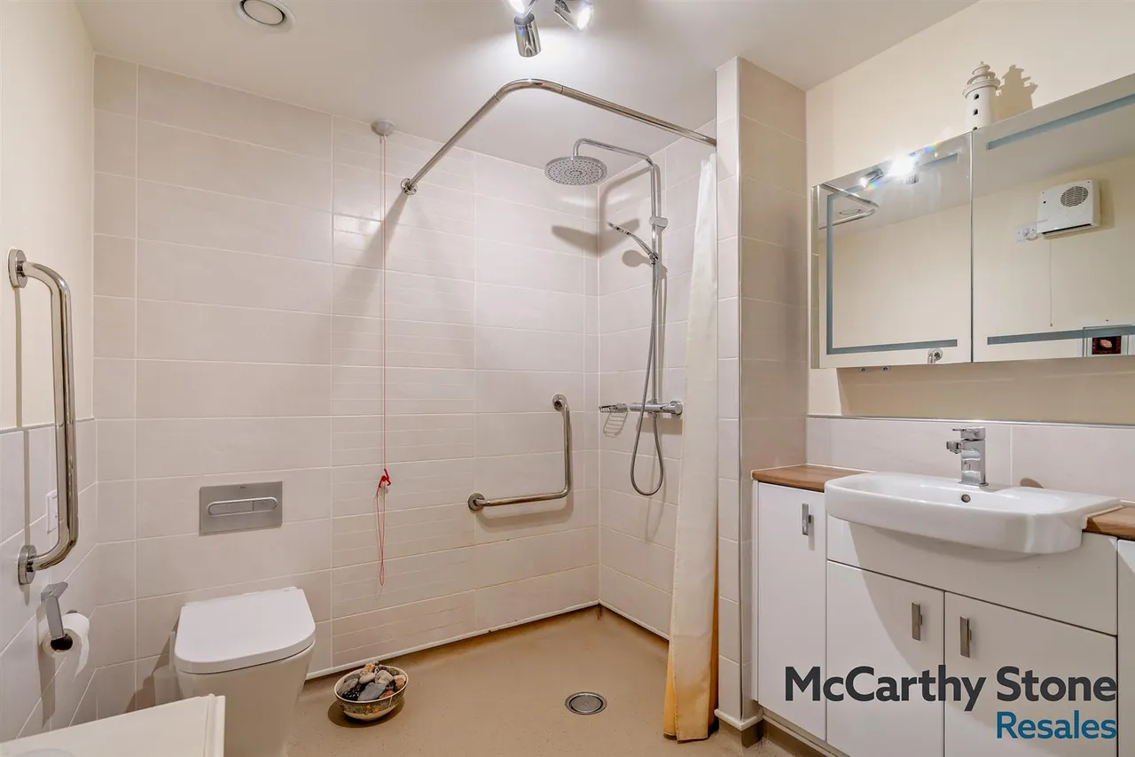 Railway Road, Ilkley, LS29, photo 8