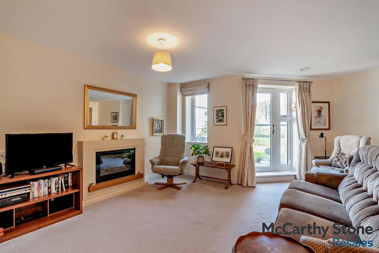 Railway Road, Ilkley, LS29, photo 10
