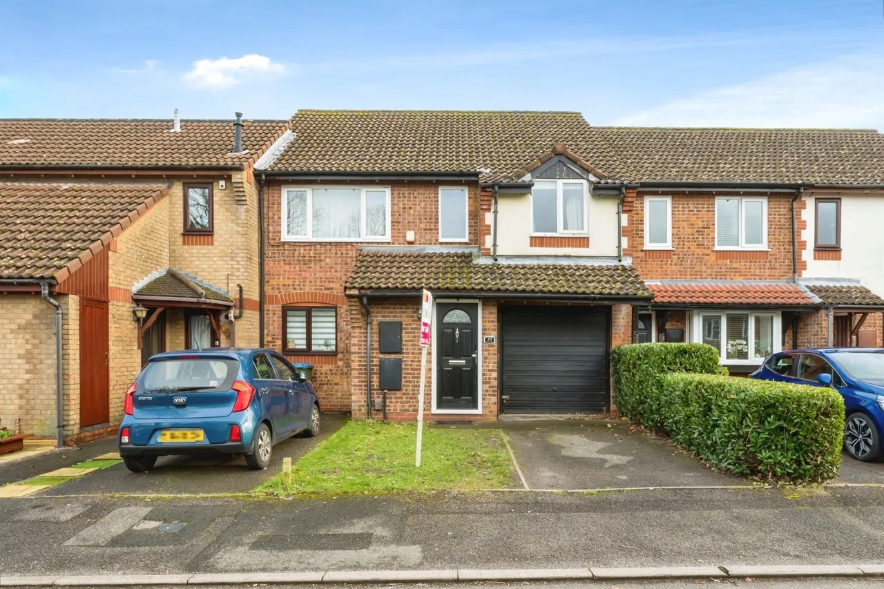 2 bed flat for sale — Grove Gardens, Southampton