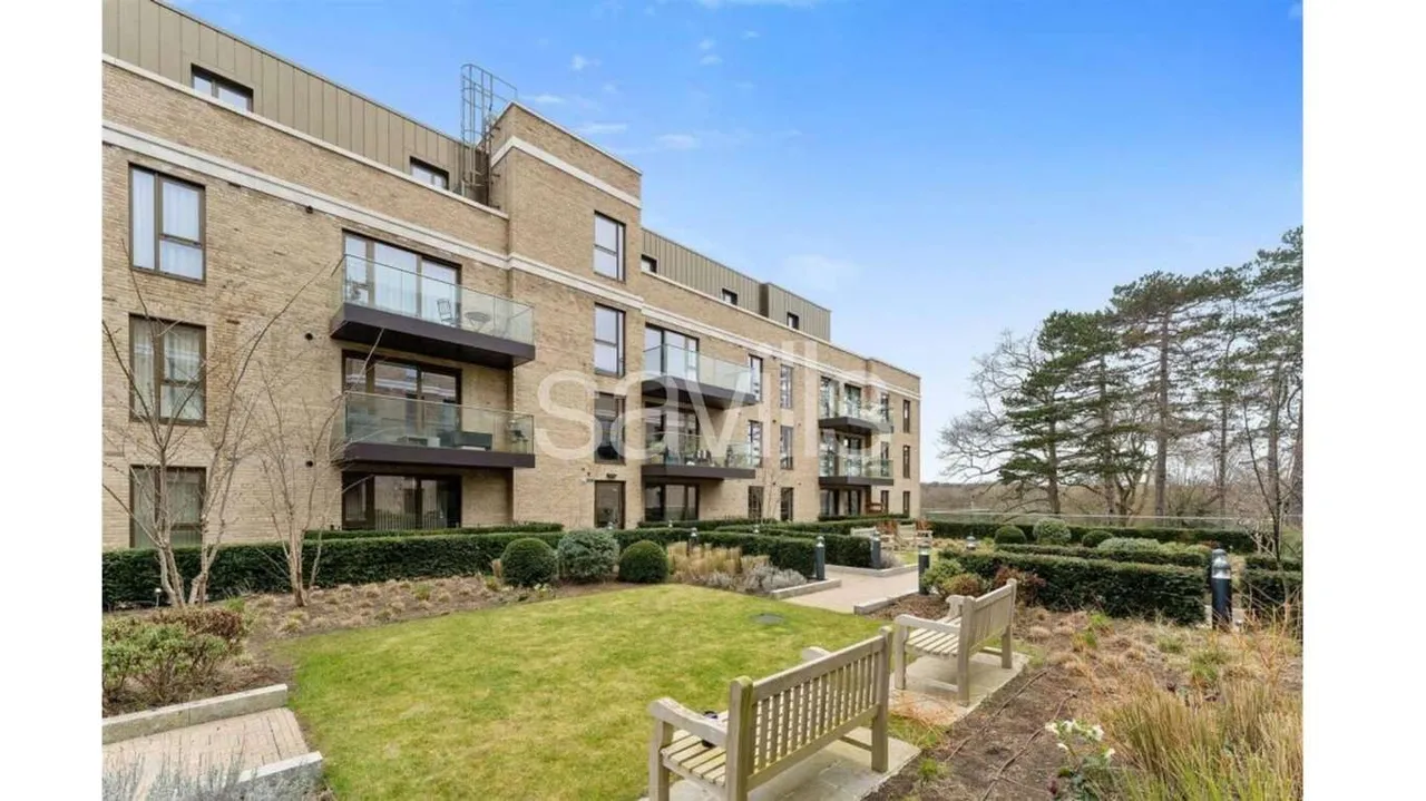 Daffodil Crescent, EN4, photo 2