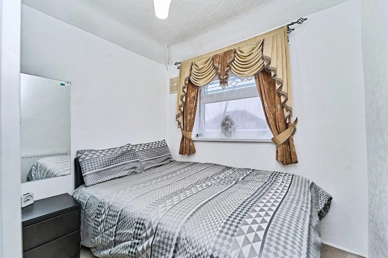 Lilac Avenue, Walsall, West Midlands, WS5, photo 15
