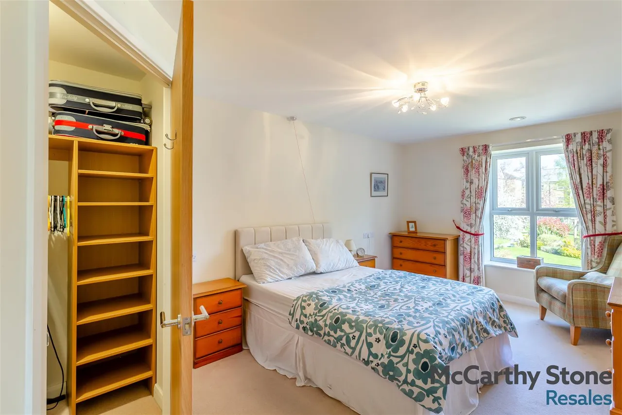 Squirrel Way, Shadwell, LS17, photo 10