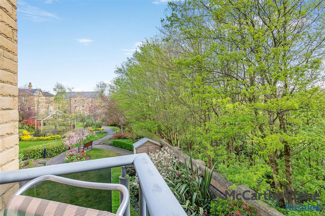 Squirrel Way, Shadwell, LS17, photo 3