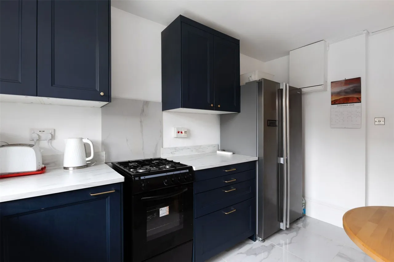Lansdowne Road, London, SW20, photo 6