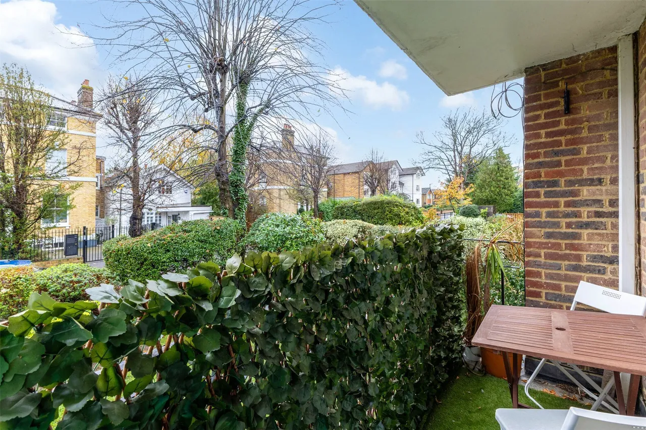 Lansdowne Road, London, SW20, photo 12