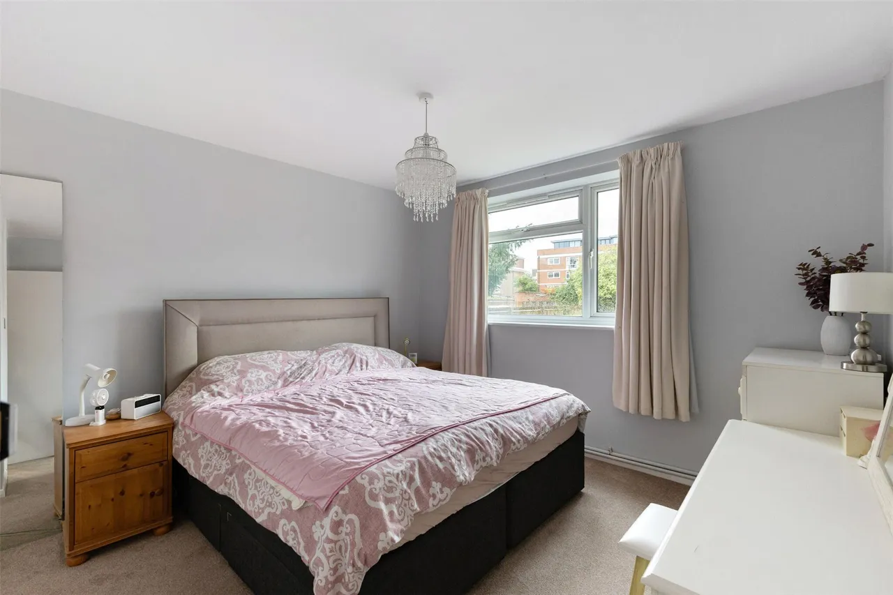Lansdowne Road, London, SW20, photo 8