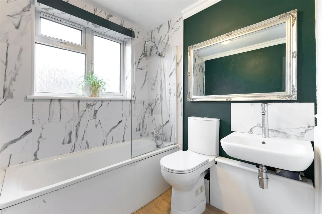 Lansdowne Road, London, SW20, photo 11