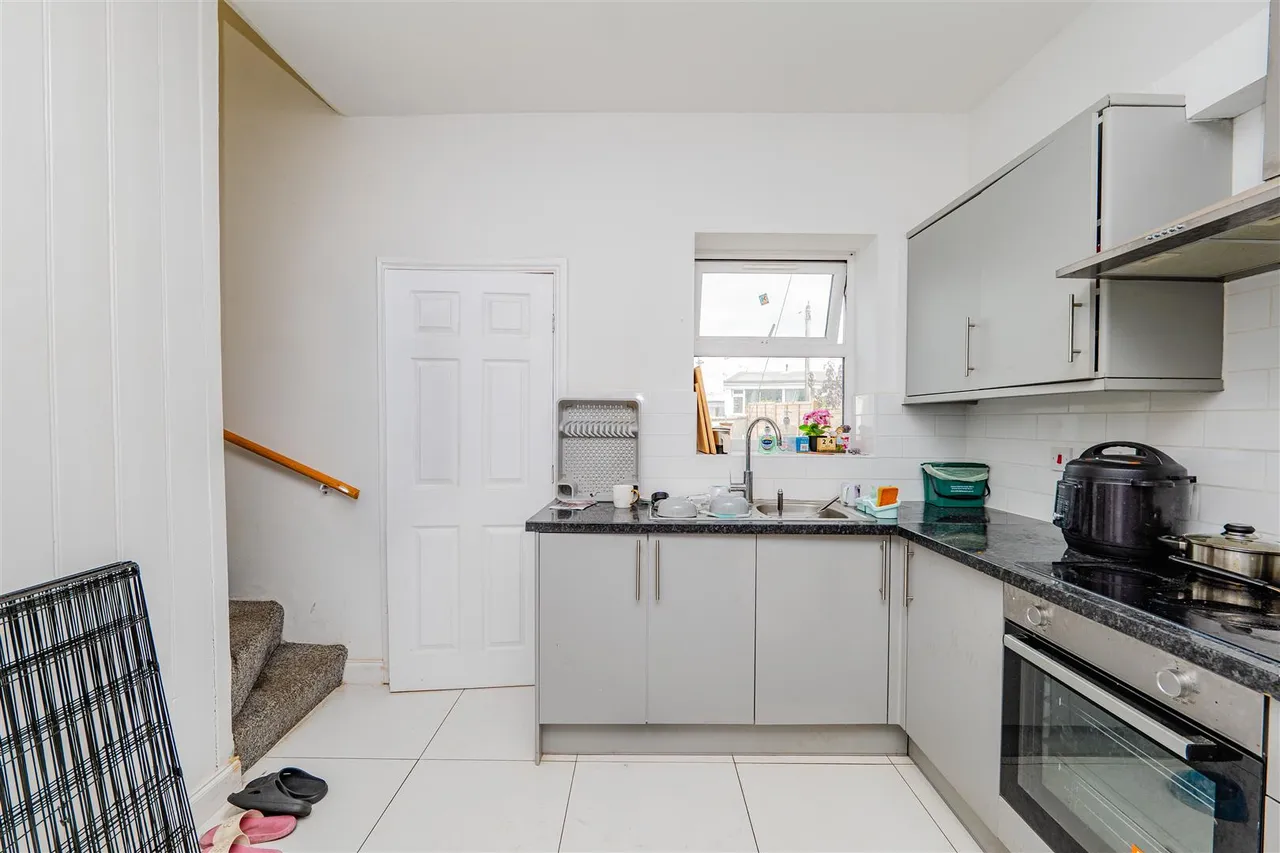 Lee Road, Barry, CF63 1DA, photo 9