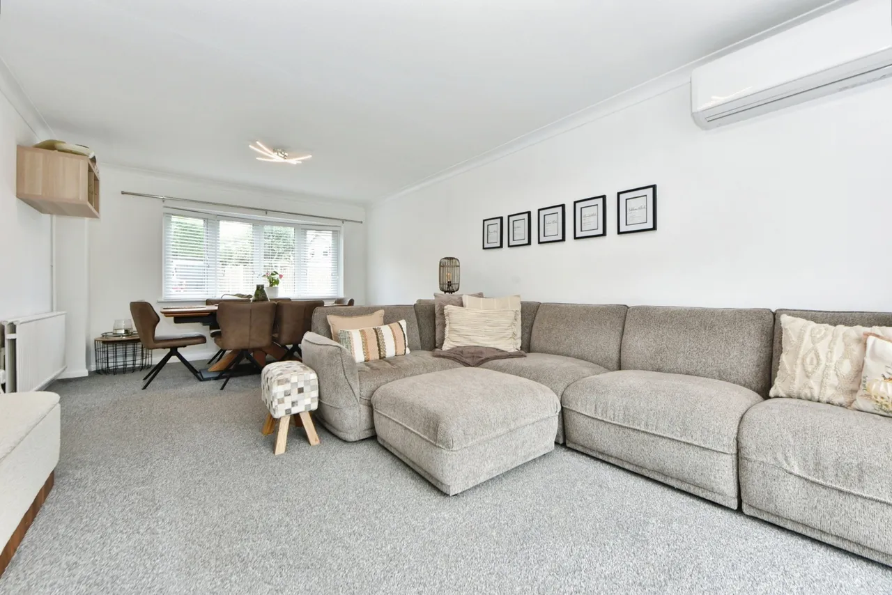 Meadowside, Bramhall, SK7, photo 5