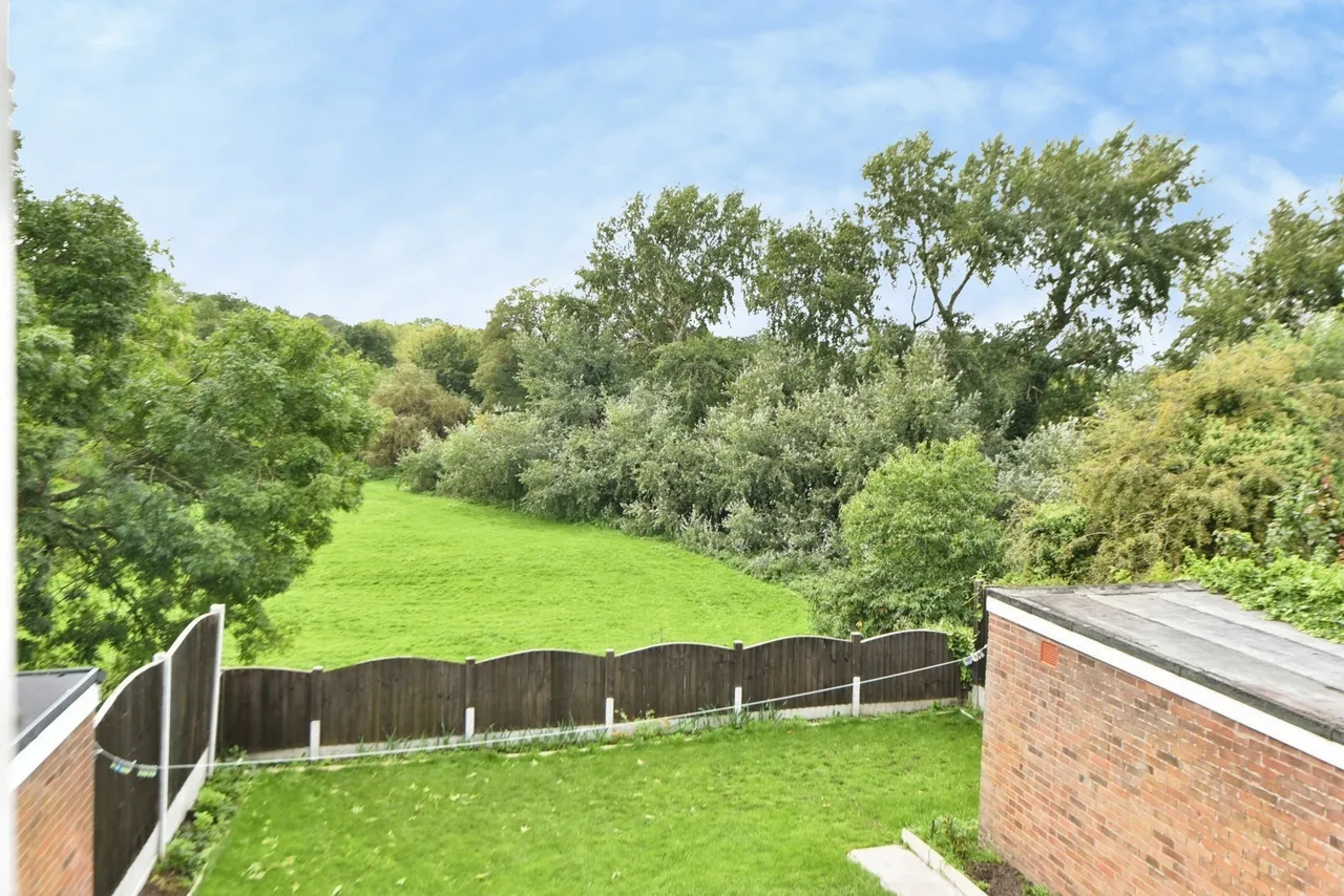 Meadowside, Bramhall, SK7, photo 8