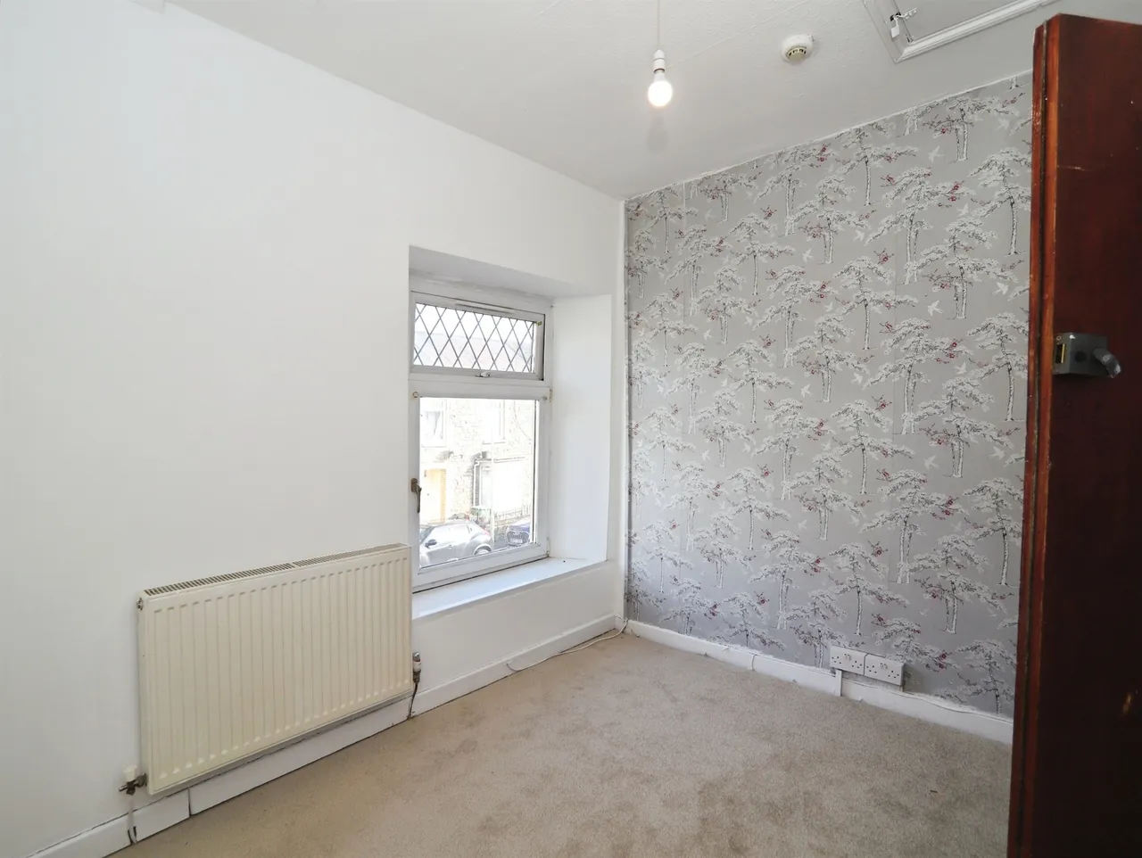 John Street, Pontypridd, CF37, photo 6
