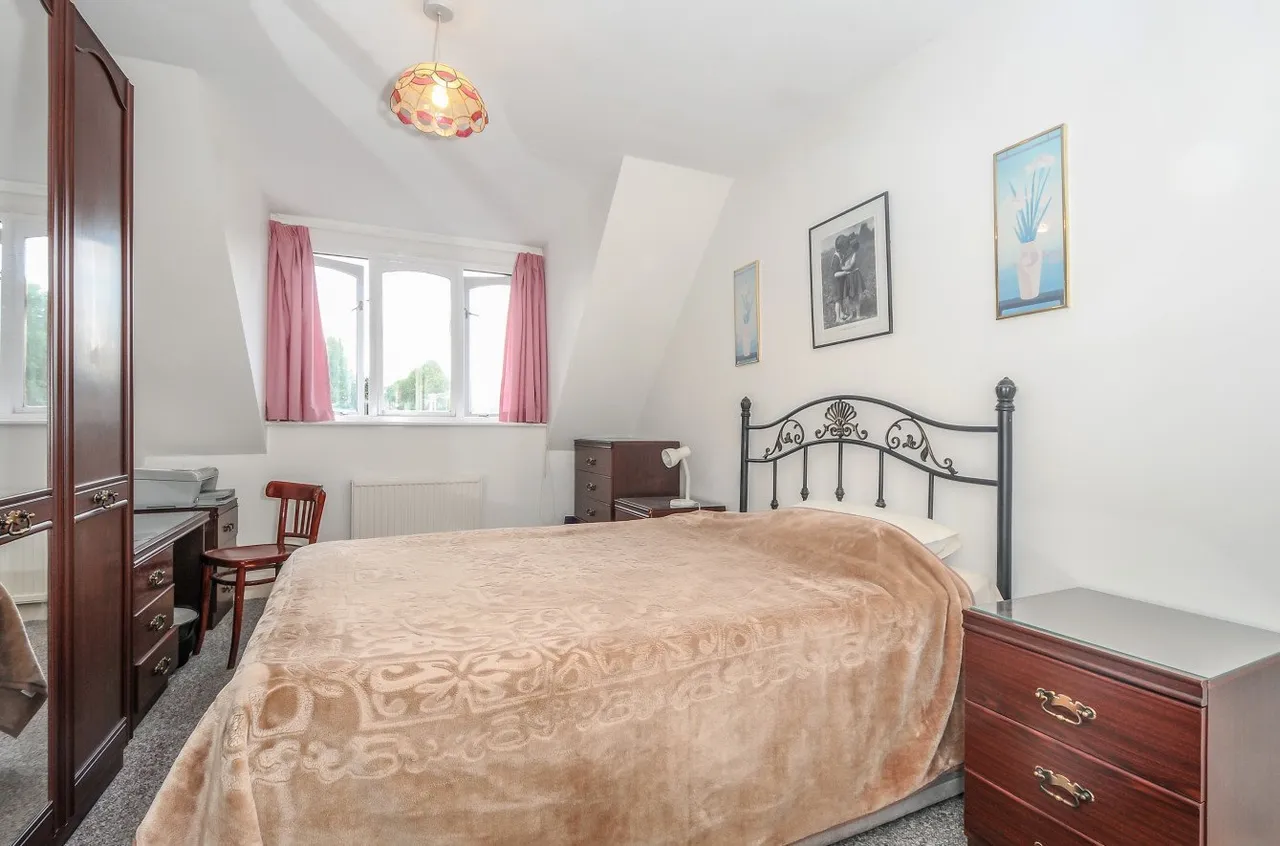 Avenue Road, London, N12, photo 4