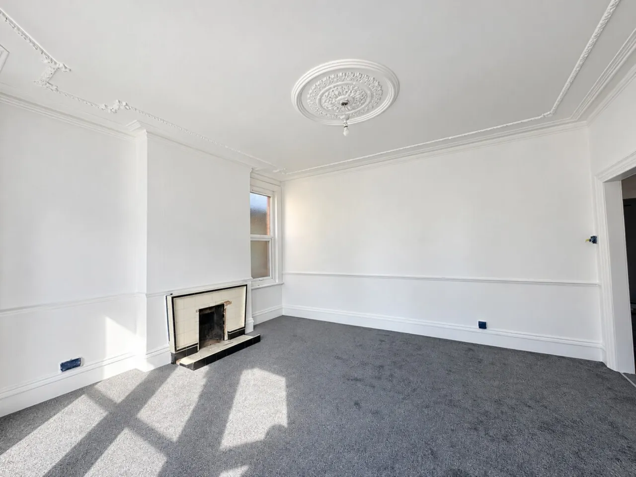 Silverdale Avenue, Westcliff-on-sea, photo 8