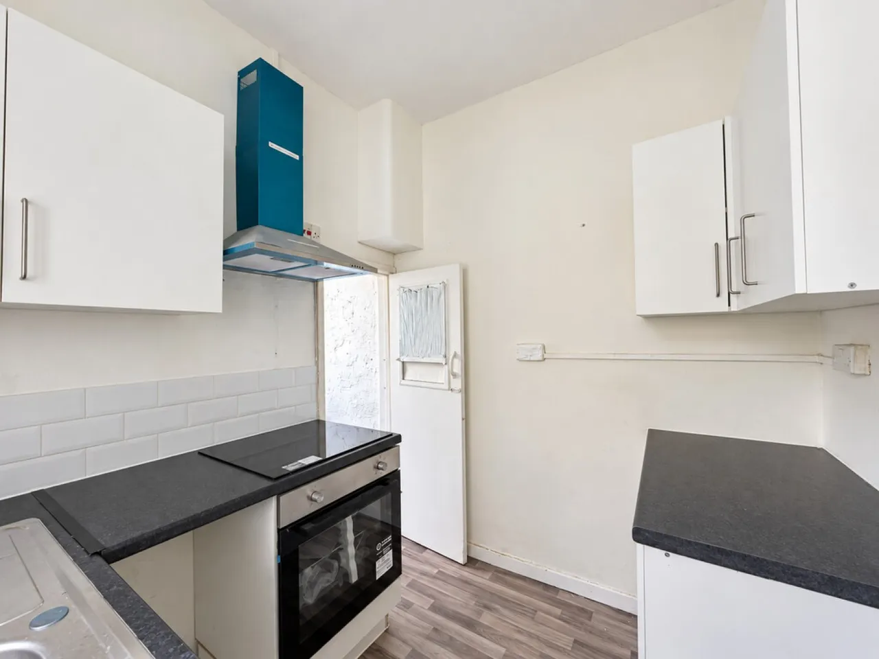 Silverdale Avenue, Westcliff-on-sea, photo 6