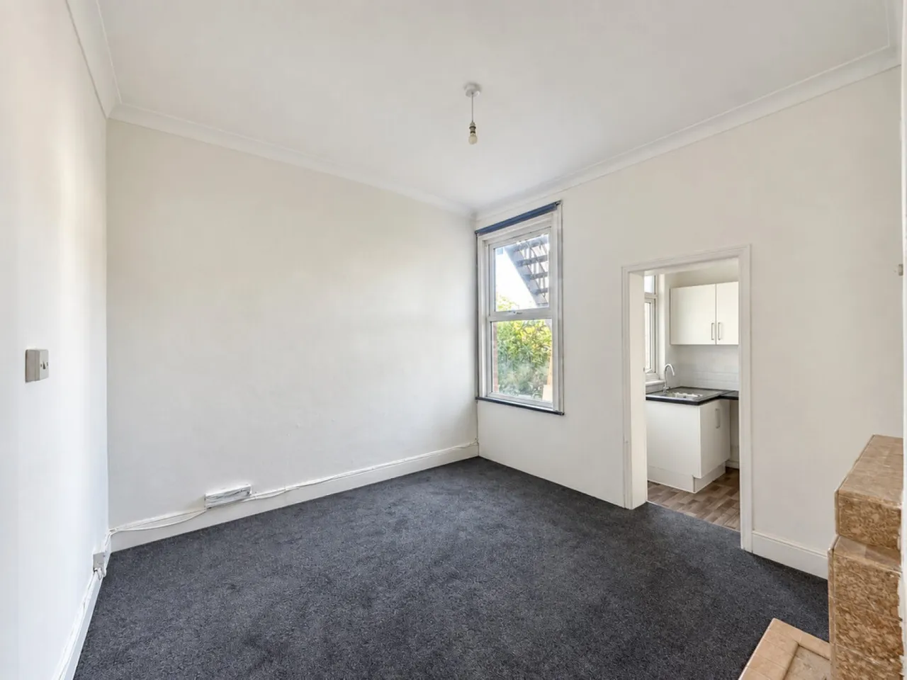Silverdale Avenue, Westcliff-on-sea, photo 5