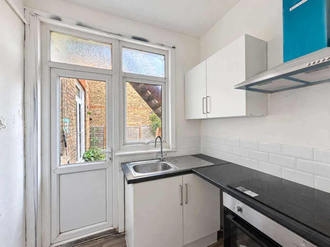 Silverdale Avenue, Westcliff-on-sea, photo 7