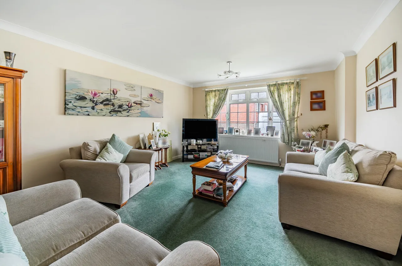 Downlands Way, South Wonston, SO21, photo 2