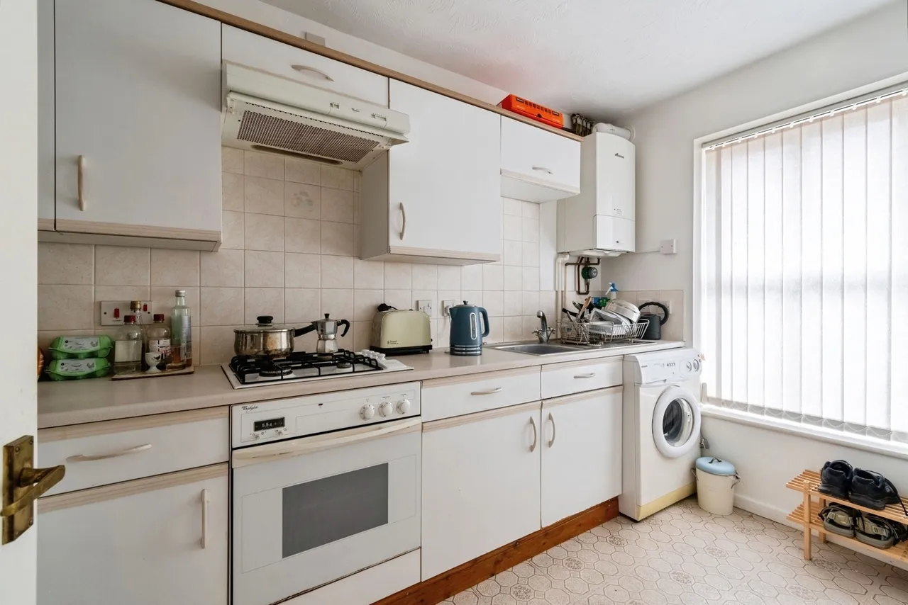 Linden Drive, Bradley Stoke, Bristol, BS32, photo 6