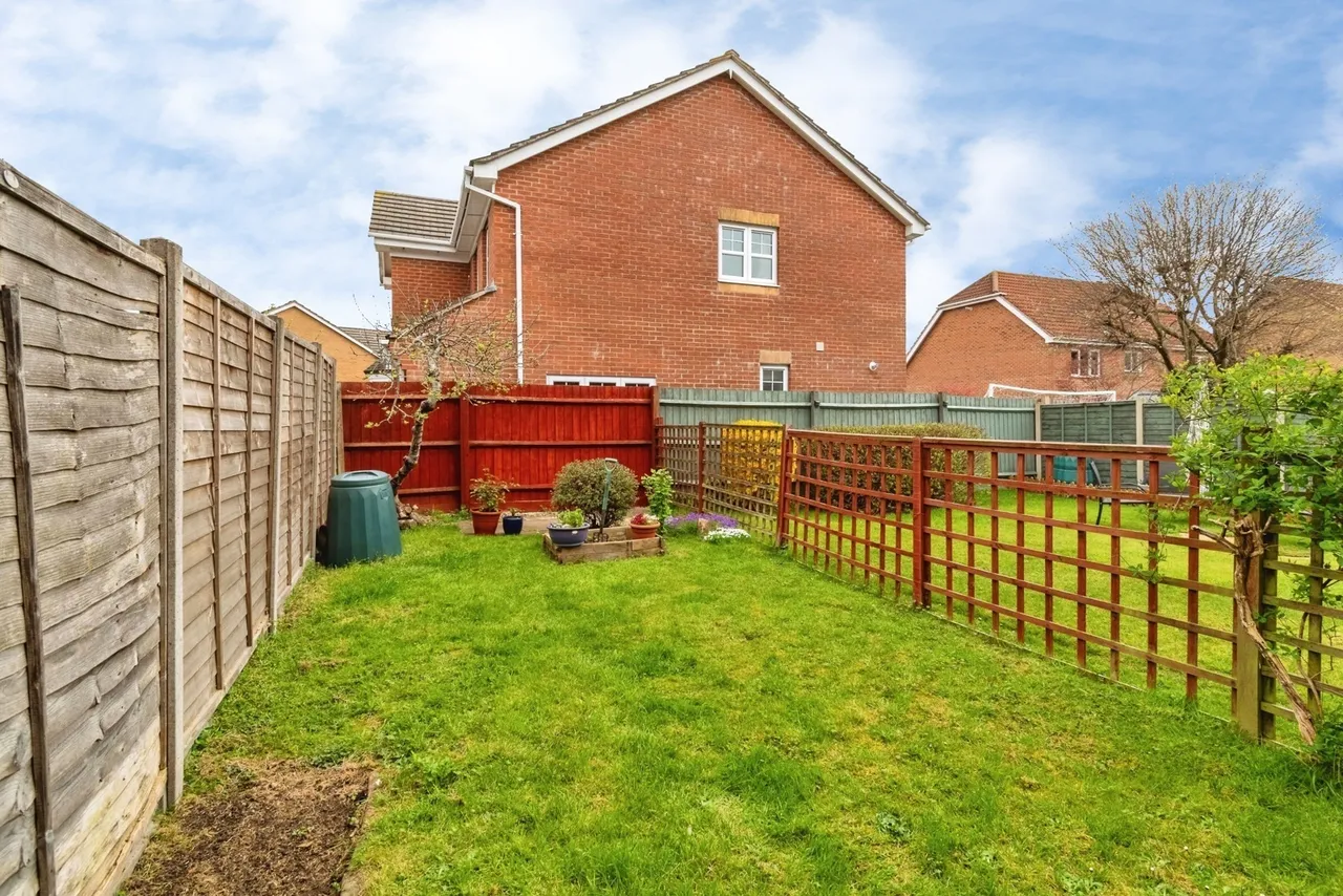Linden Drive, Bradley Stoke, Bristol, BS32, photo 4