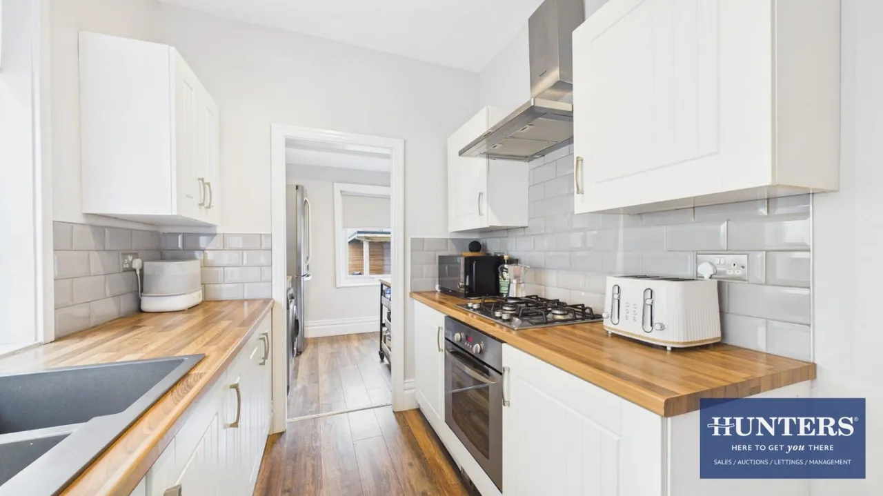 Kings Avenue, Seaburn, SR6, photo 8
