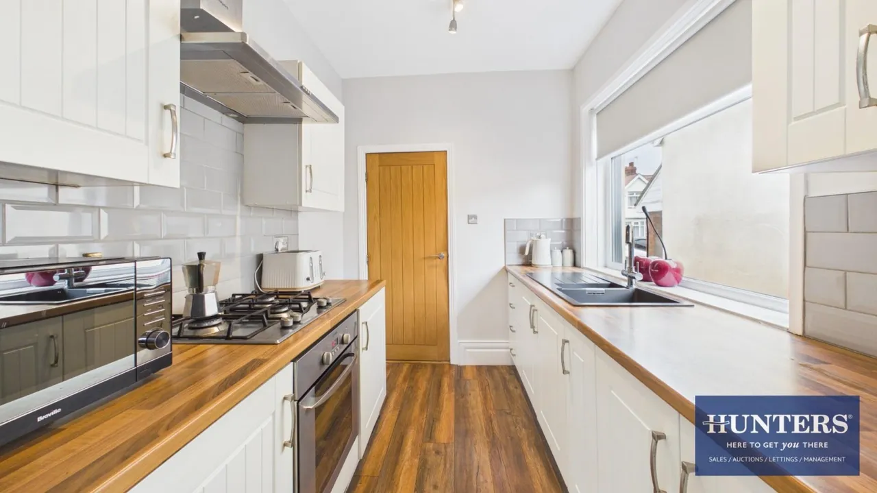Kings Avenue, Seaburn, SR6, photo 9