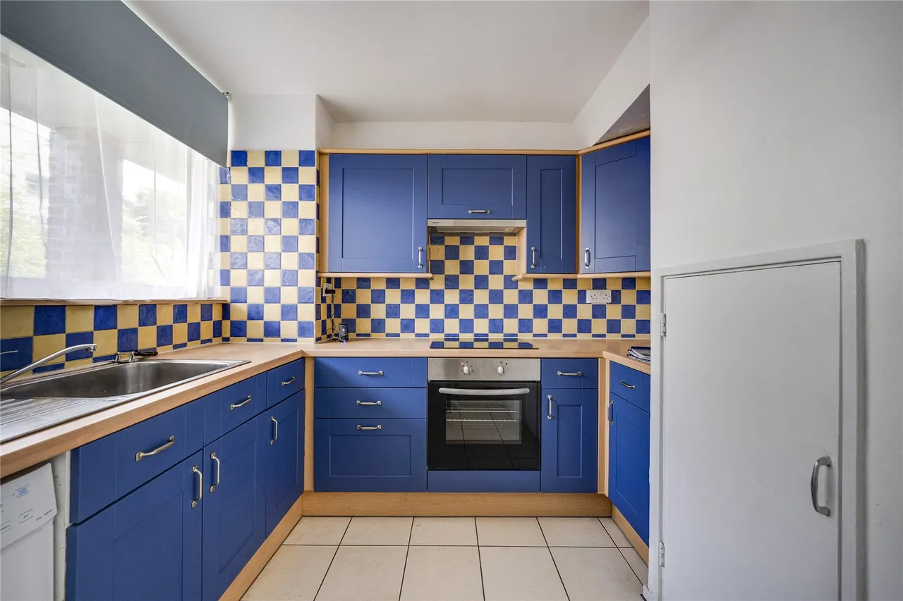 Ibsley Gardens, London, SW15, photo 5