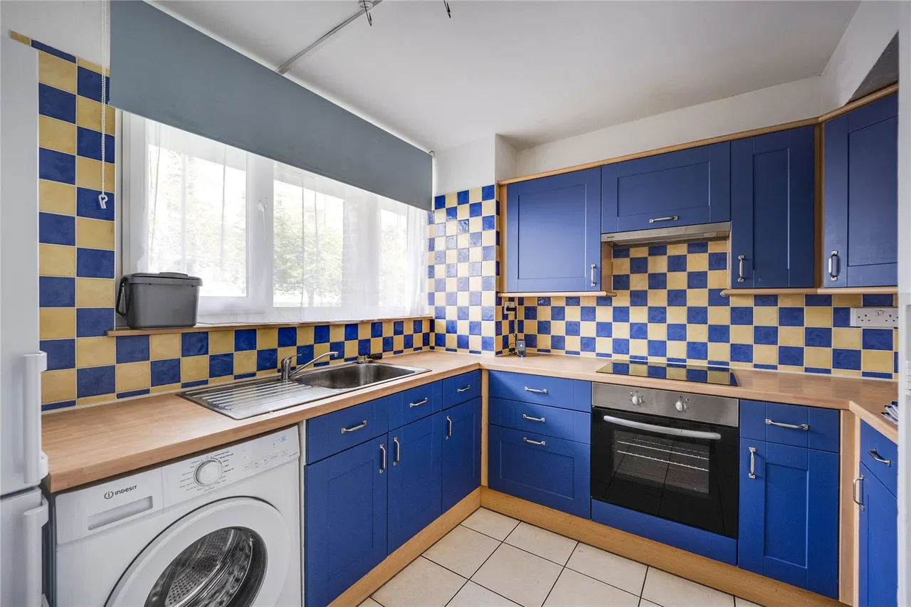 Ibsley Gardens, London, SW15, photo 6