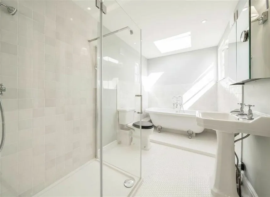 Willow Way, Sunbury-on-Thames, TW16, photo 7