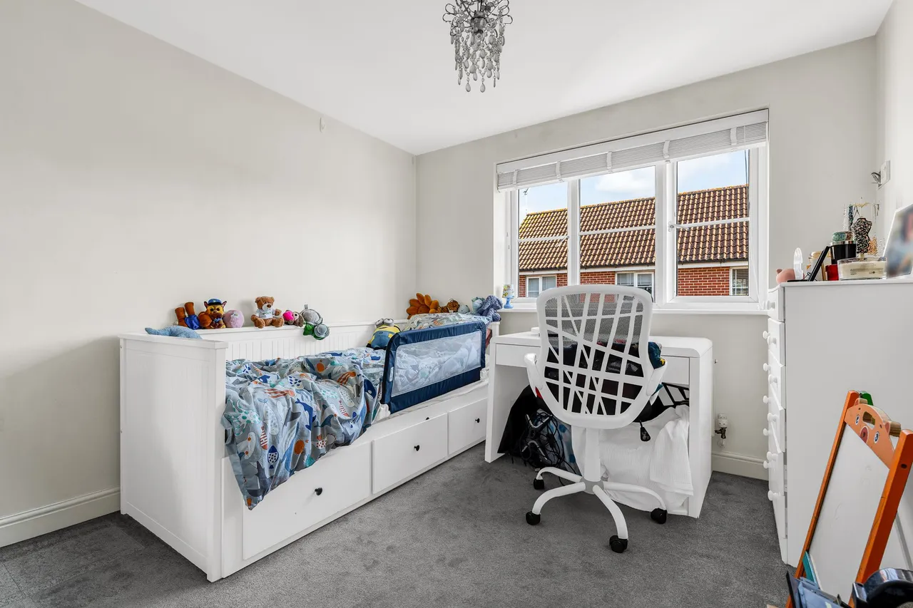 St. Johns Court, Ware, SG12, photo 10