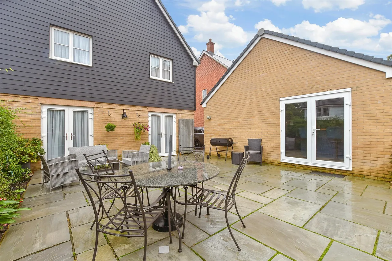 Millennium Way, Heathfield, TN21, photo 13