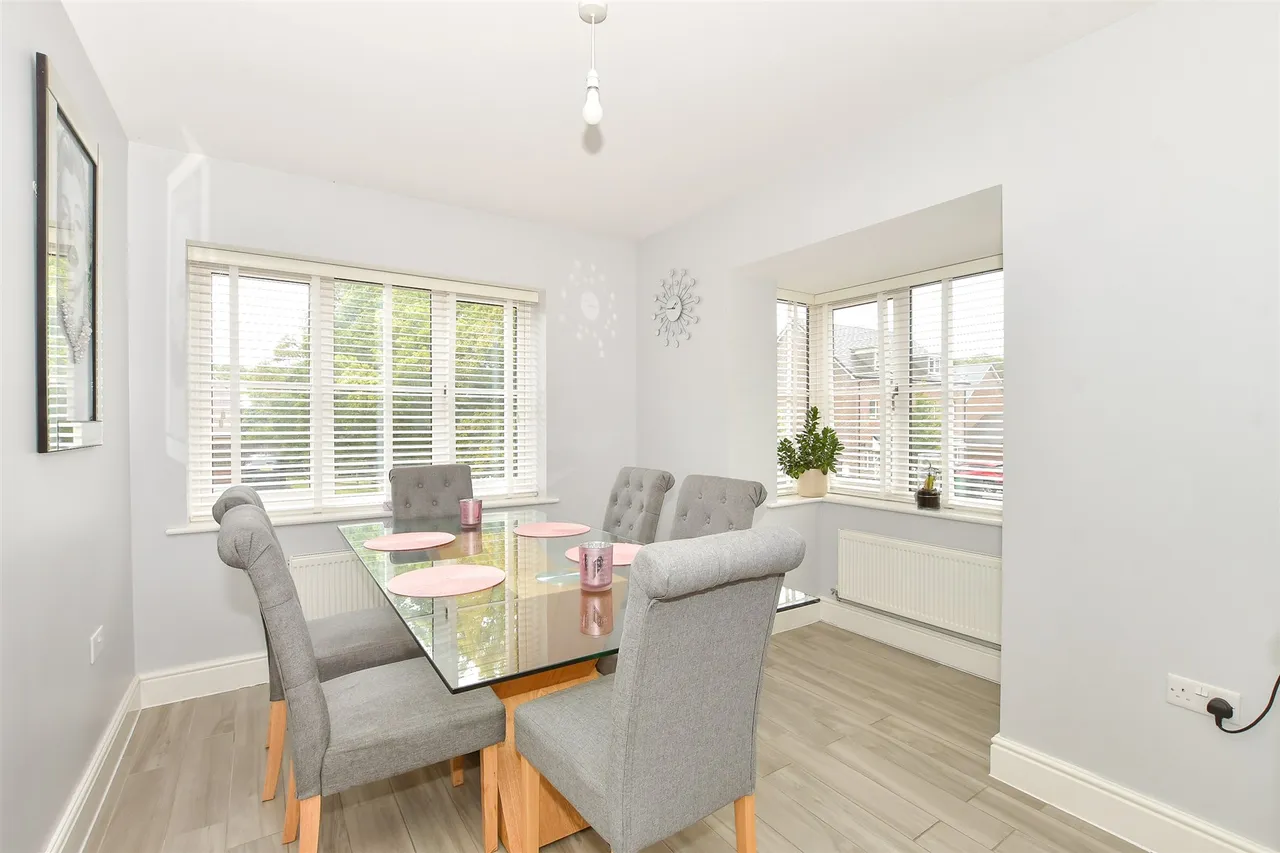 Millennium Way, Heathfield, TN21, photo 6