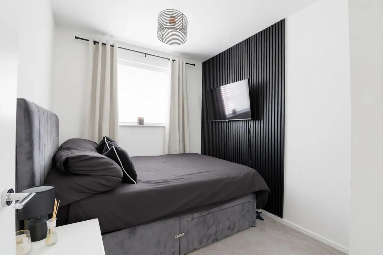 Thorn Tree Drive, Crewe, photo 16