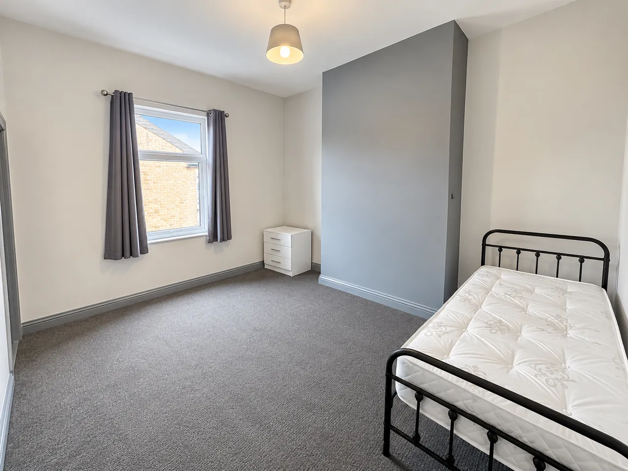 1 bed house to rent, Grange Street, Wakefield, WF2