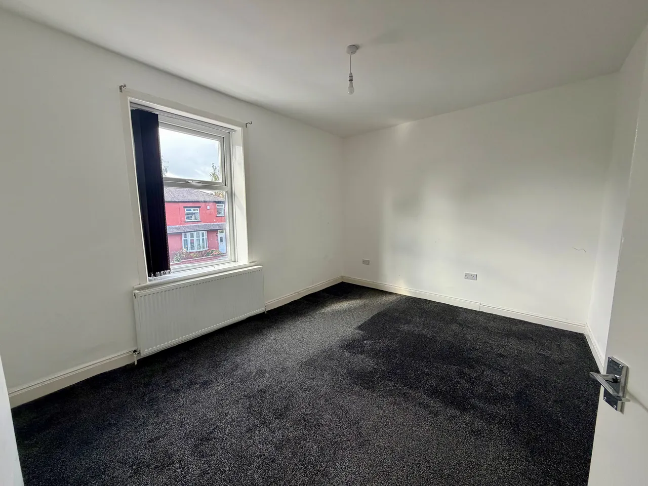 Barden Lane, Burnley, BB10, photo 5