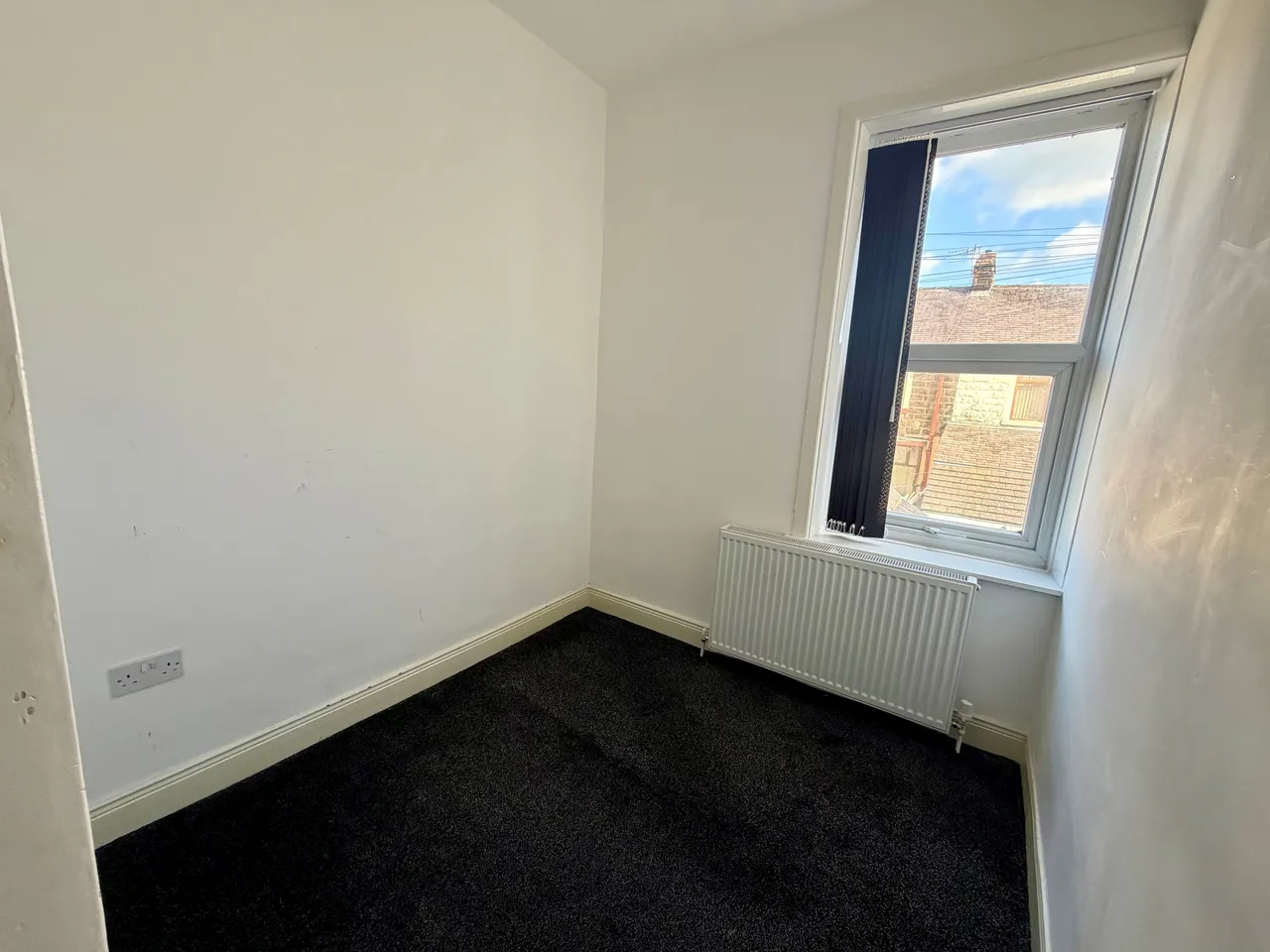 Barden Lane, Burnley, BB10, photo 6