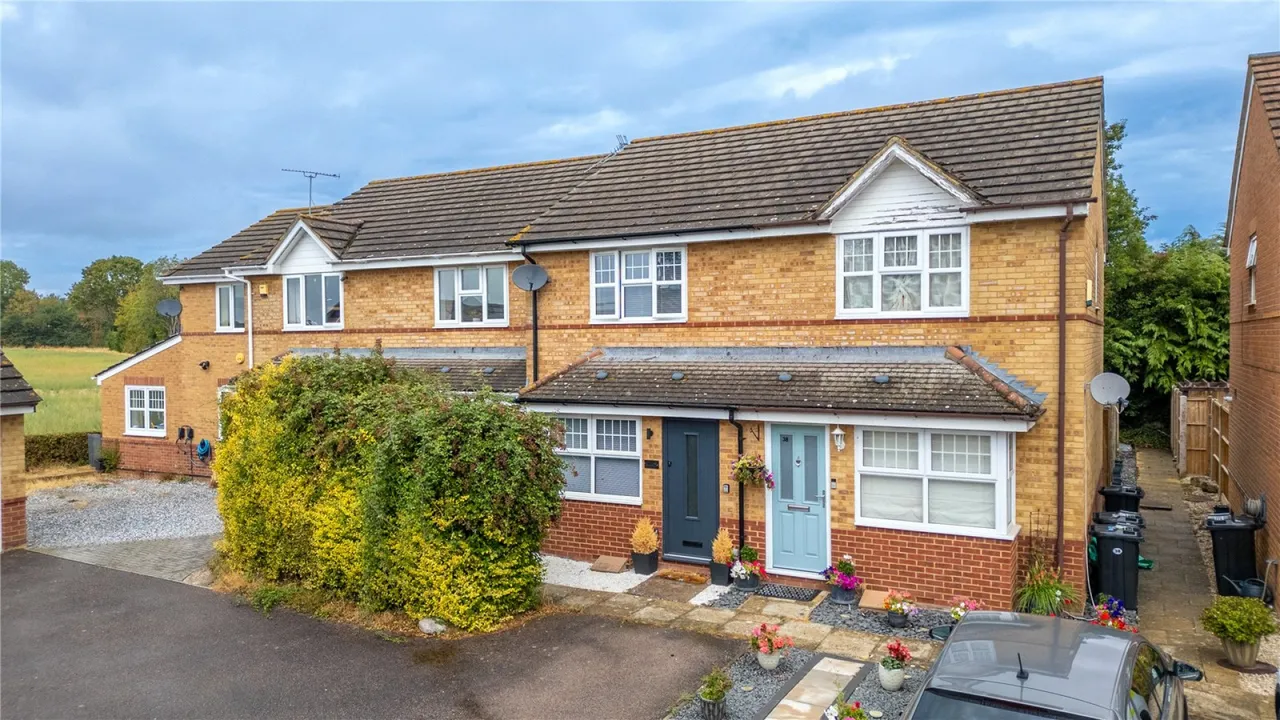 2 bed house for sale, Century Drive, Spencers Wood, RG7