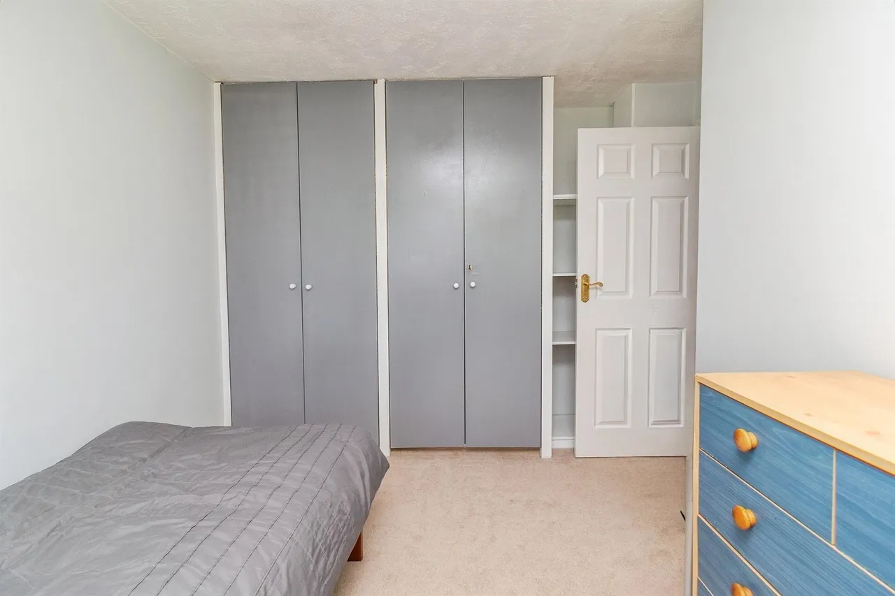 St. Christophers Close, Dunstable, LU5, photo 17