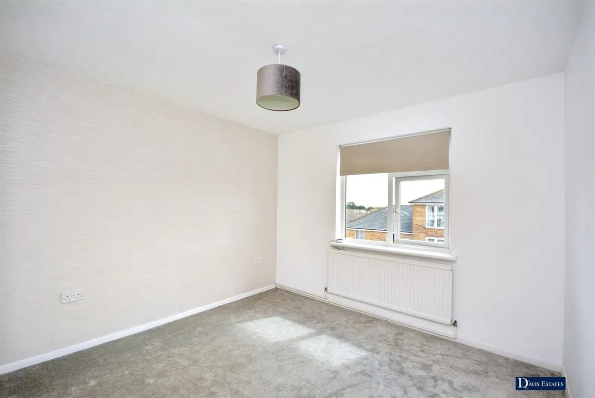 Avon Road, Cranham, Upminster, RM14, photo 8