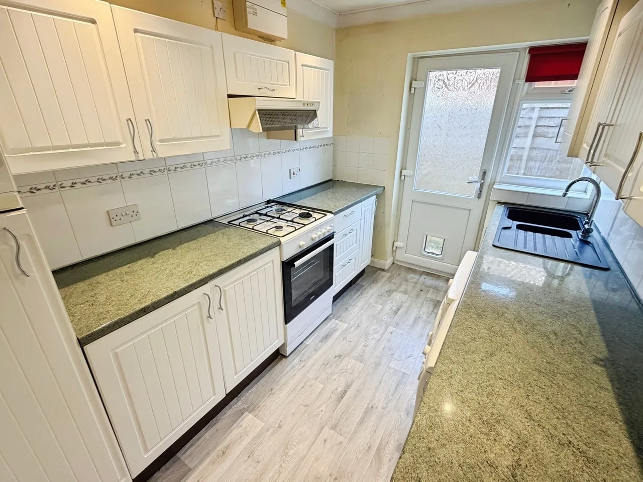 Lade Fort Crescent, Lydd On Sea, Kent, TN29, photo 4