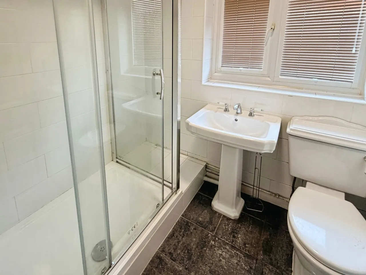Lade Fort Crescent, Lydd On Sea, Kent, TN29, photo 10