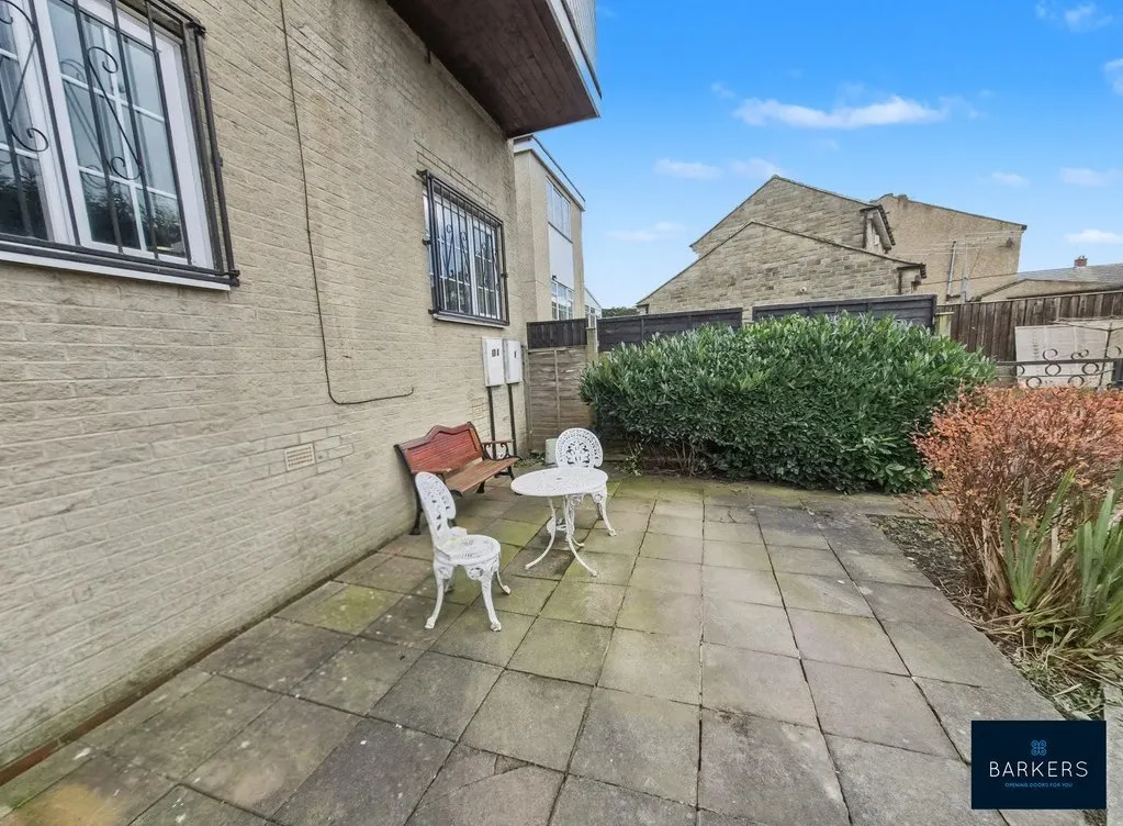 Moorside Road, Drighlington BD11 1EP, photo 9